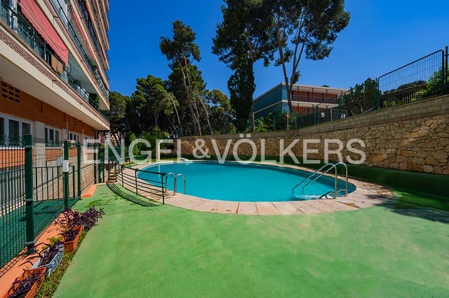 Penthouse til salgs i Vistahermosa, Alicante by - € 460 000 (Ref: 9983261)