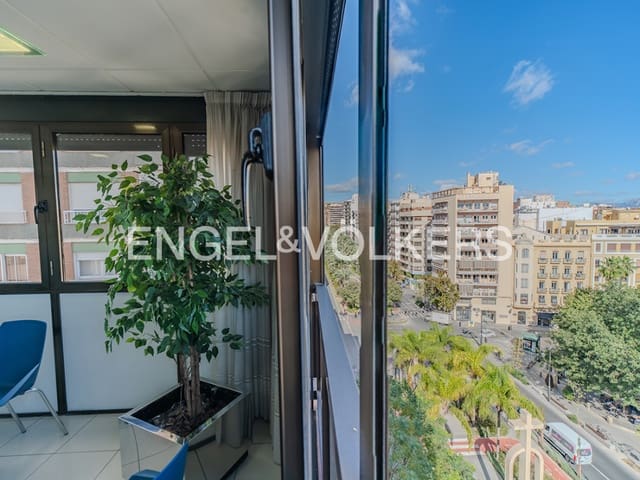 4 soverom Leilighet til salgs i Ensanche - Diputacion, Alicante by - € 750 000 (Ref: 9989813)