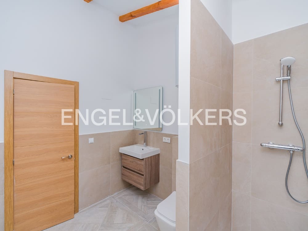 7 soverom Villa til salgs i Venta Lanuza med svømmebasseng garasje - € 1 290 000 (Ref: 9997562)