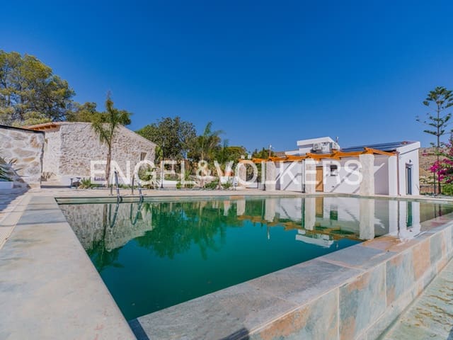 7 soverom Villa til salgs i Venta Lanuza, El Campello med svømmebasseng garasje - € 1 290 000 (Ref: 9997562)