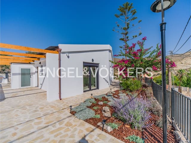 7 soverom Villa til salgs i Venta Lanuza, El Campello med svømmebasseng garasje - € 1 290 000 (Ref: 9997562)