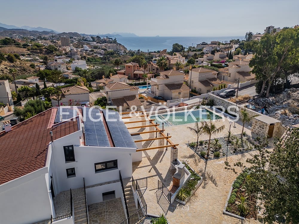 7 soverom Villa til salgs i Venta Lanuza med svømmebasseng garasje - € 1 290 000 (Ref: 9997562)