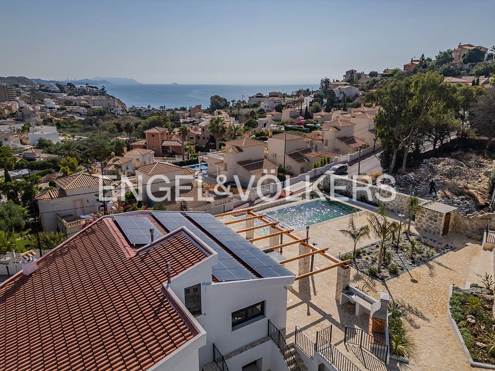 7 soverom Villa til salgs i Venta Lanuza med svømmebasseng garasje - € 1 290 000 (Ref: 9997562)