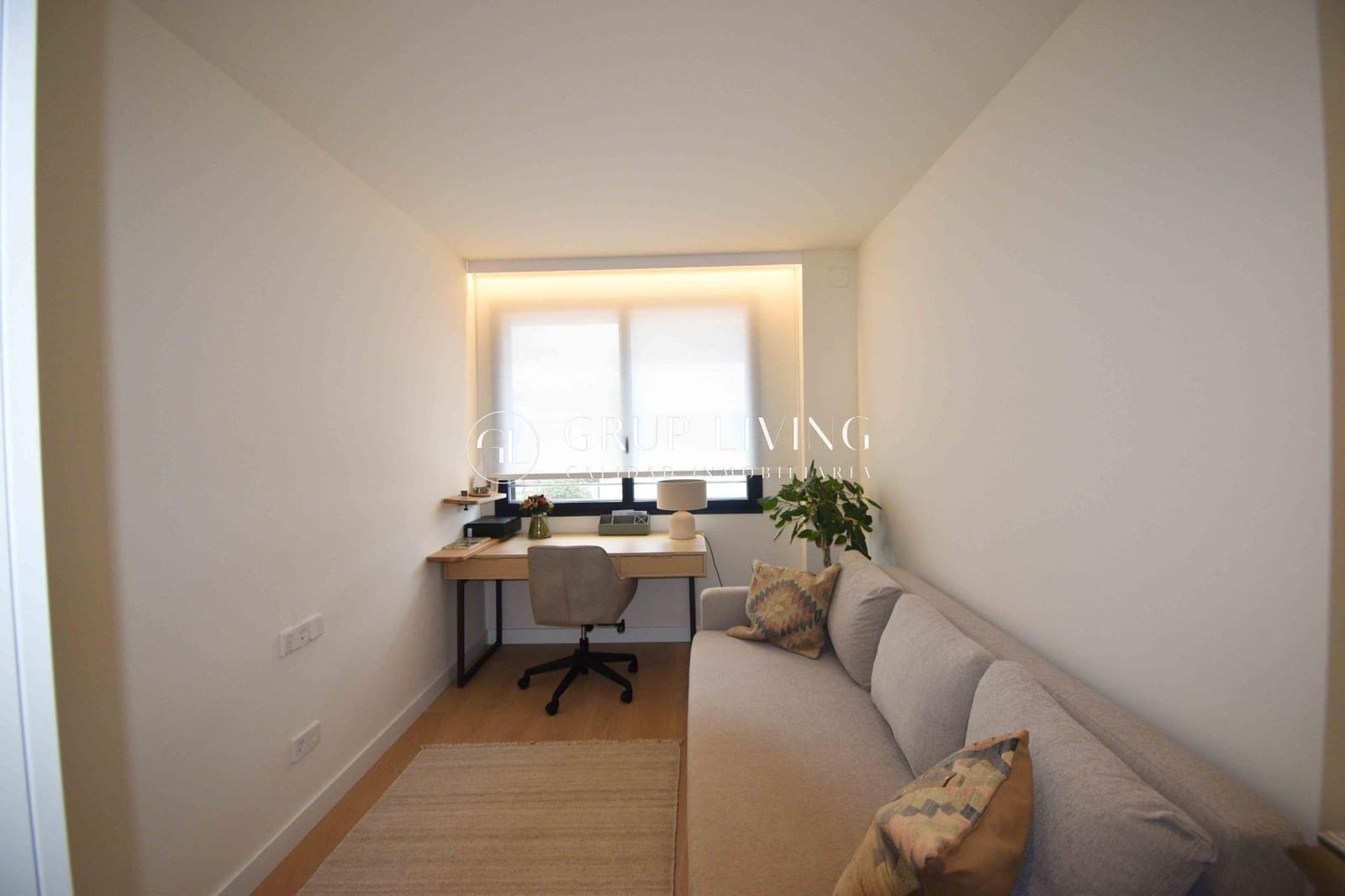 Piso de 3 habitaciones en Sitges en alquiler con piscina garaje - 2.545 € (Ref: 10003785)