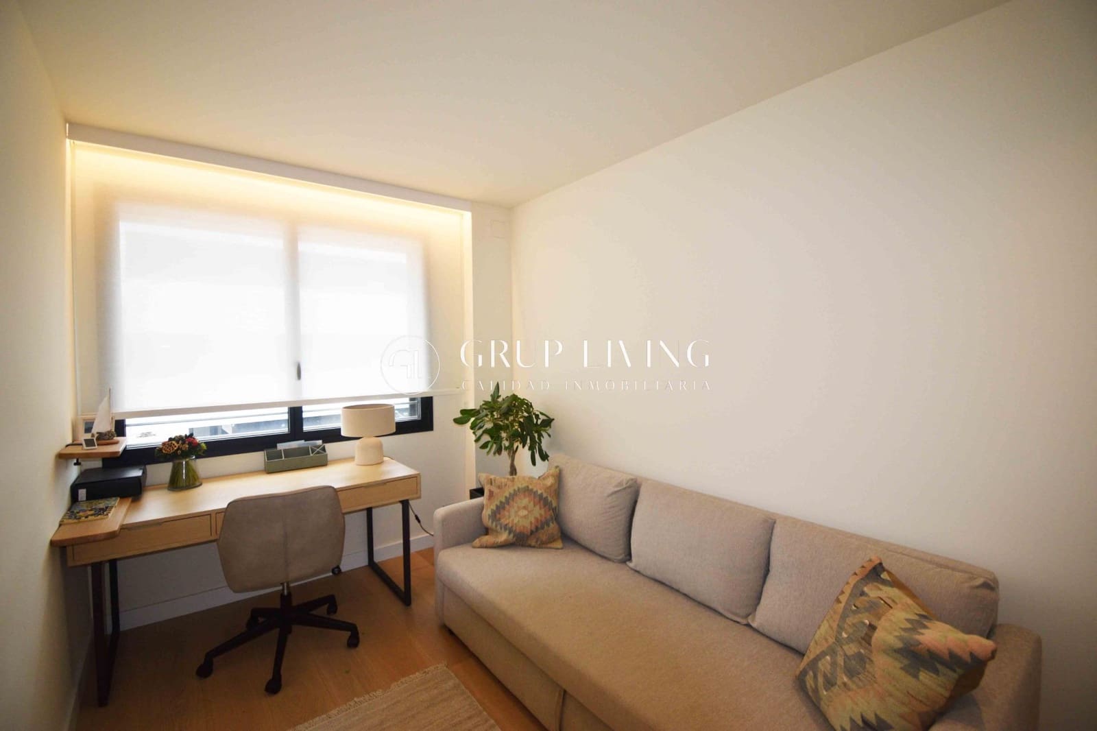 Piso de 3 habitaciones en Sitges en alquiler con piscina garaje - 2.545 € (Ref: 10003785)
