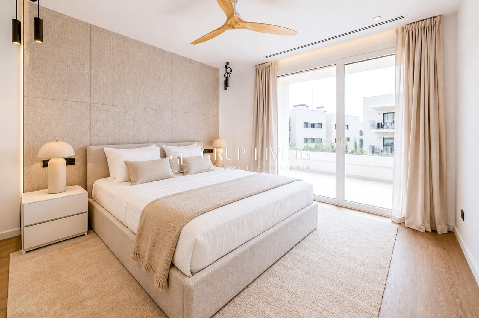 5 makuuhuone Huvila vuokrattavana paikassa Sitges mukana uima-altaan 
autotalli - 10 000 € (Ref: 10021022)