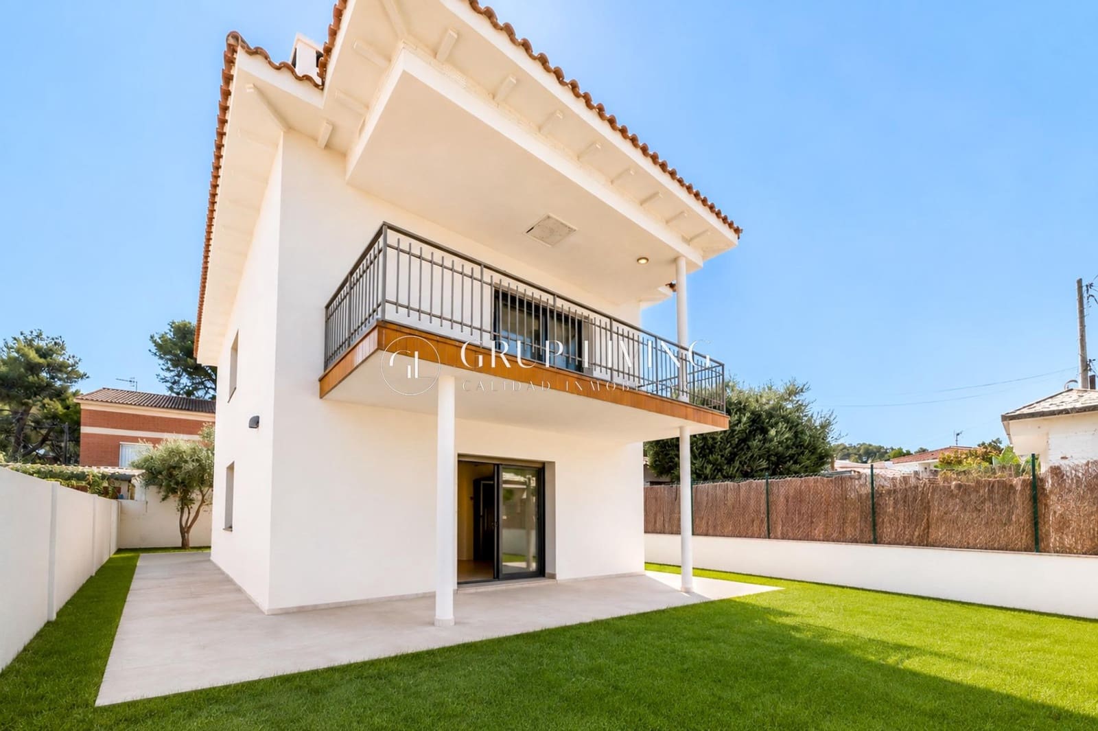 Chalet de 4 habitaciones en Sant Pere de Ribes en venta - 750.000 € (Ref: 10022574)