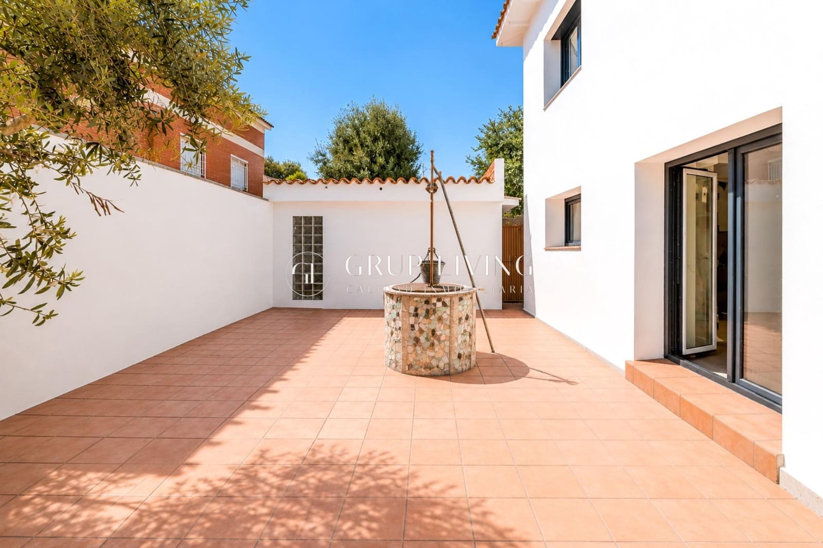 Chalet de 4 habitaciones en Sant Pere de Ribes en venta - 750.000 € (Ref: 10022574)