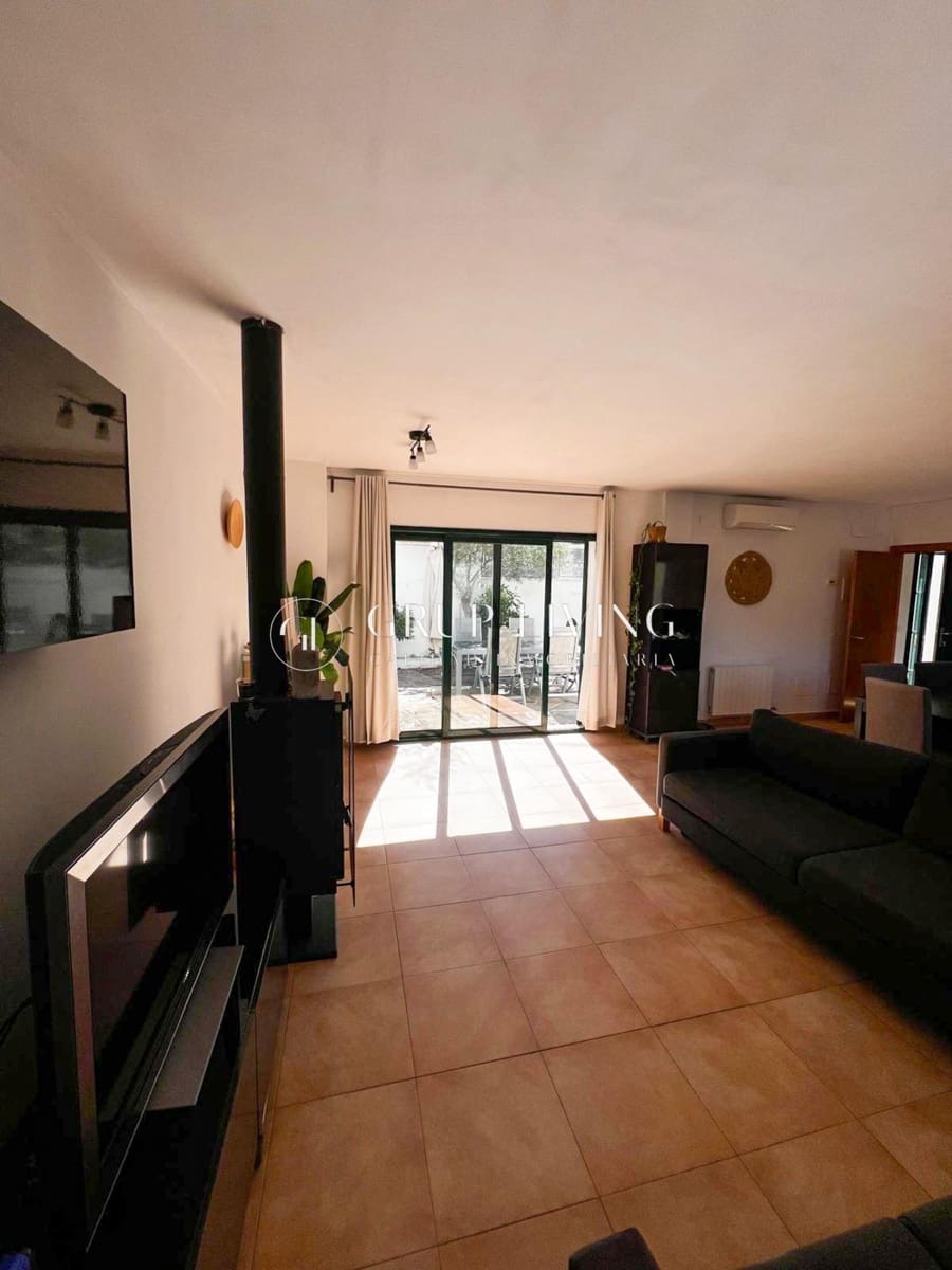3 soveværelse Rækkehus til leje i Olivella med swimmingpool garage - € 1.800 (Ref: 10109794)