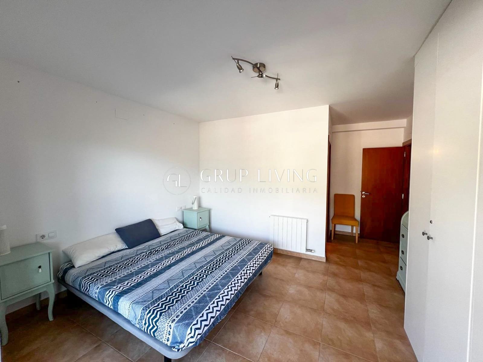 3 soveværelse Rækkehus til leje i Olivella med swimmingpool garage - € 1.800 (Ref: 10109794)