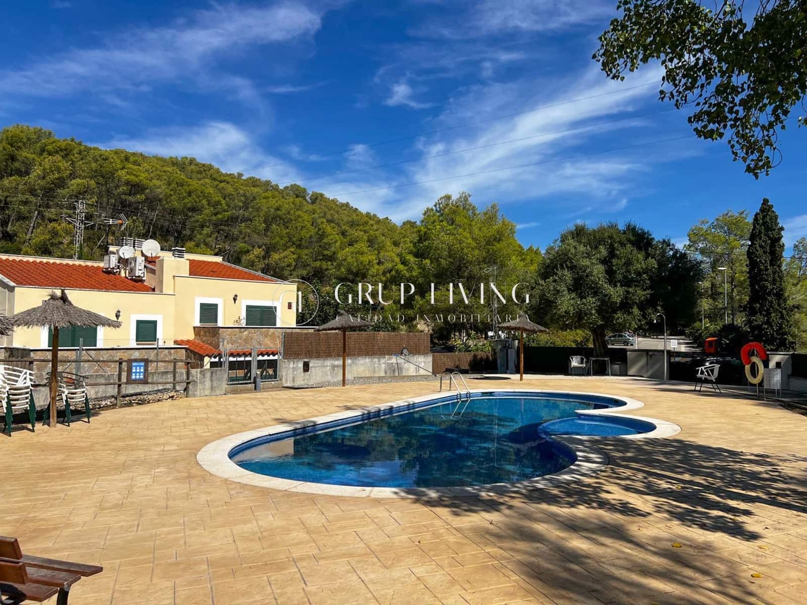 3 soveværelse Rækkehus til leje i Olivella med swimmingpool garage - € 1.800 (Ref: 10109794)