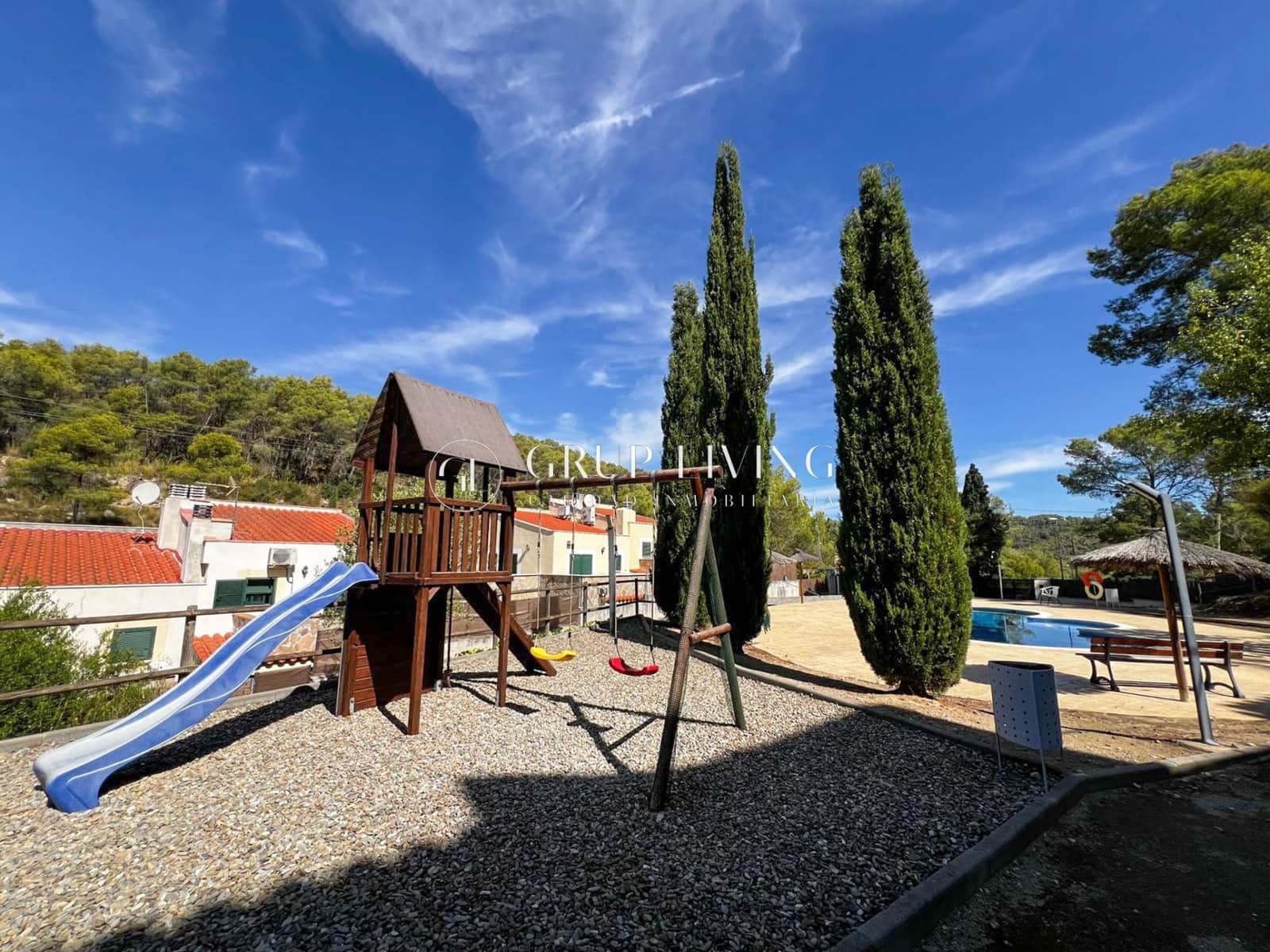3 soveværelse Rækkehus til leje i Olivella med swimmingpool garage - € 1.800 (Ref: 10109794)