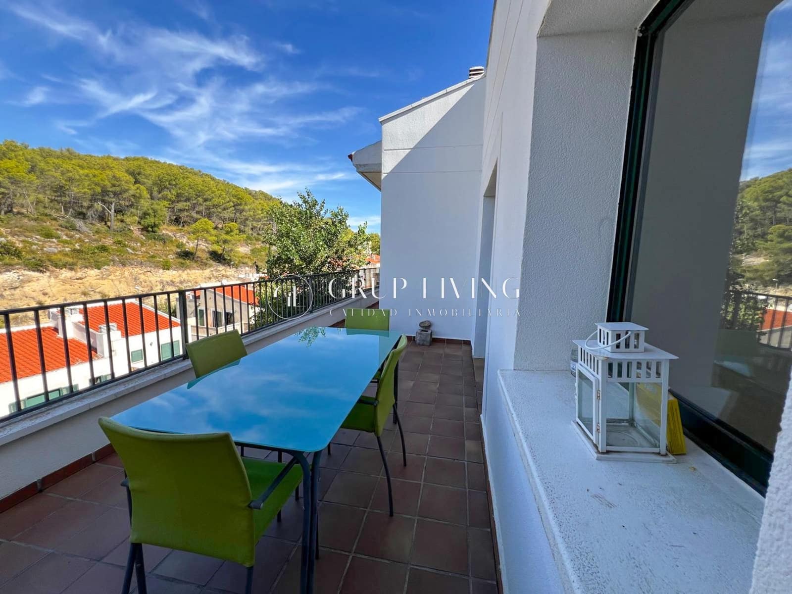 3 soveværelse Rækkehus til leje i Olivella med swimmingpool garage - € 1.800 (Ref: 10109794)