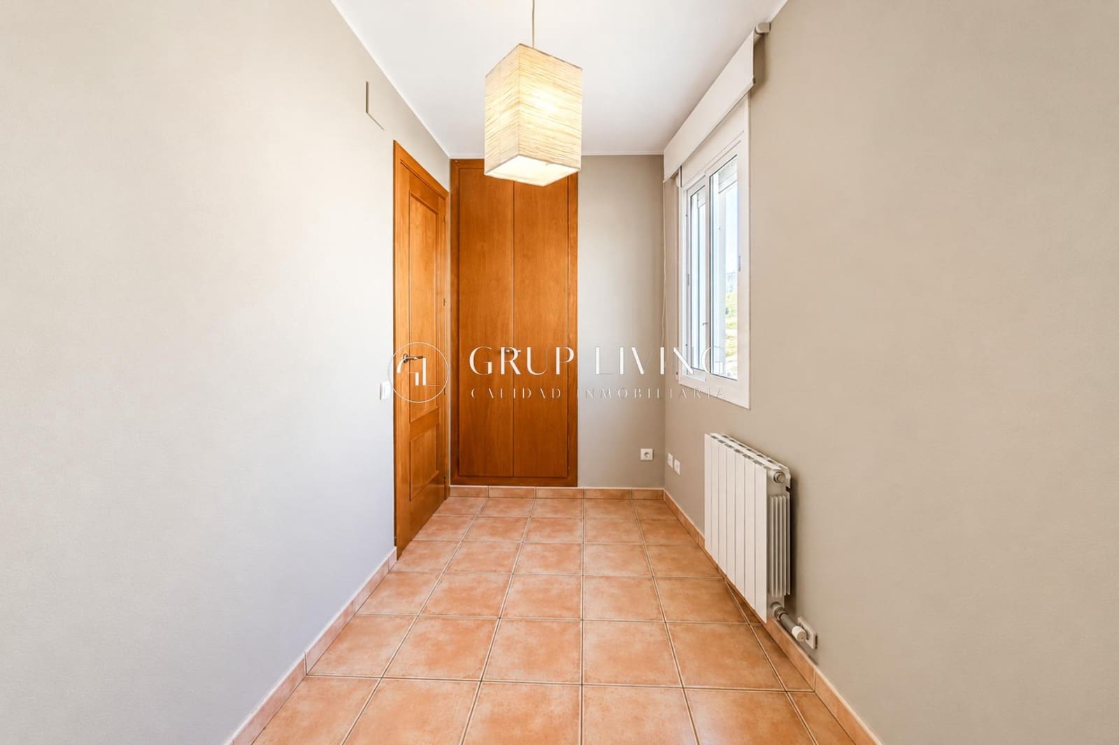 4 bedroom Semi-detached Villa for sale in Sant Pere de Ribes with garage - € 600,000 (Ref: 10120016)