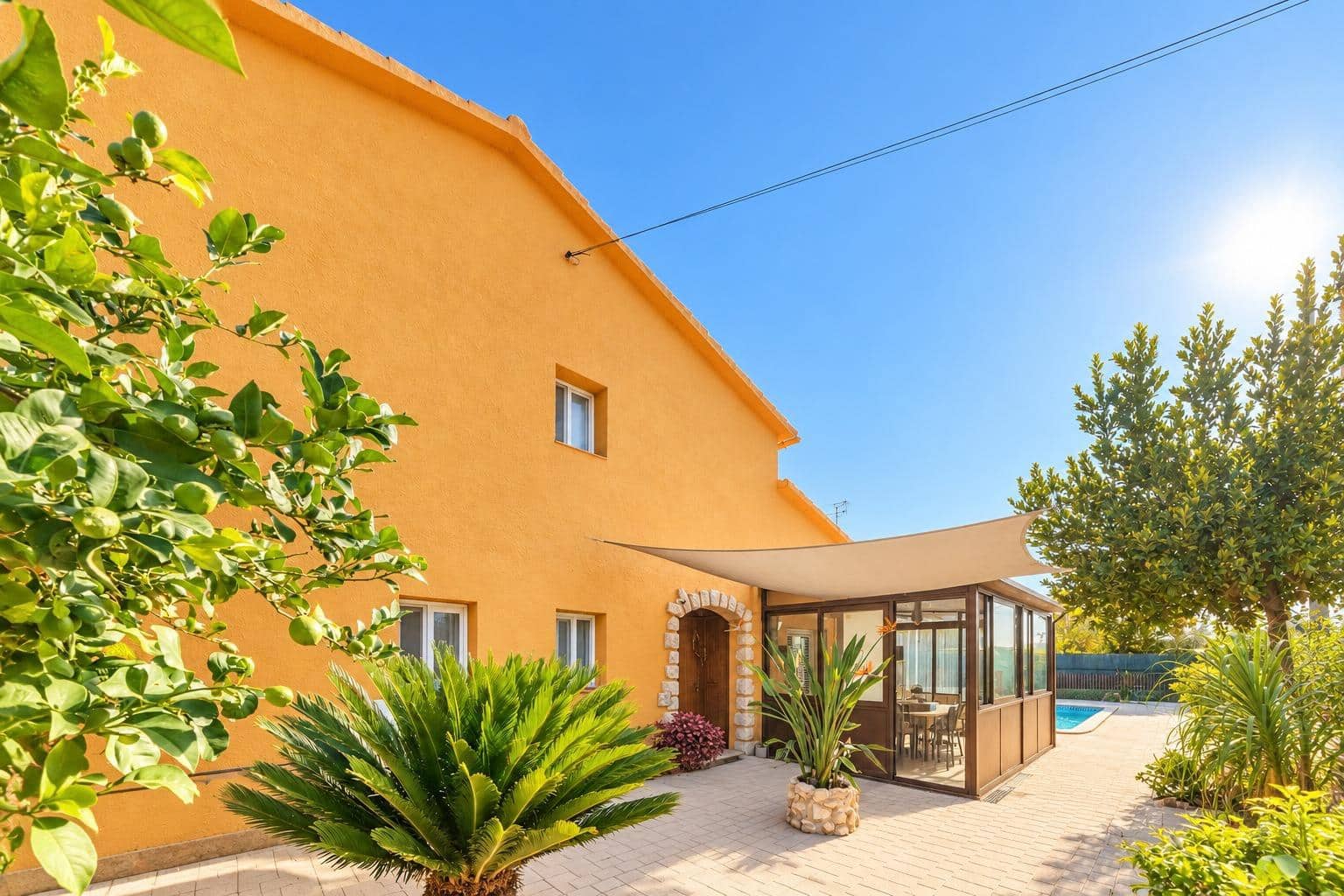 5 quarto Moradia para venda em Canyelles com piscina garagem - 440 000 € (Ref: 10129689)