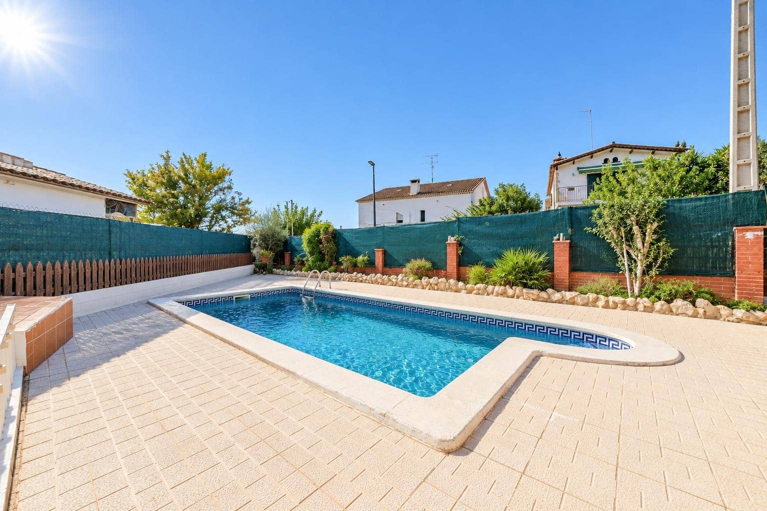 5 quarto Moradia para venda em Canyelles com piscina garagem - 440 000 € (Ref: 10129689)