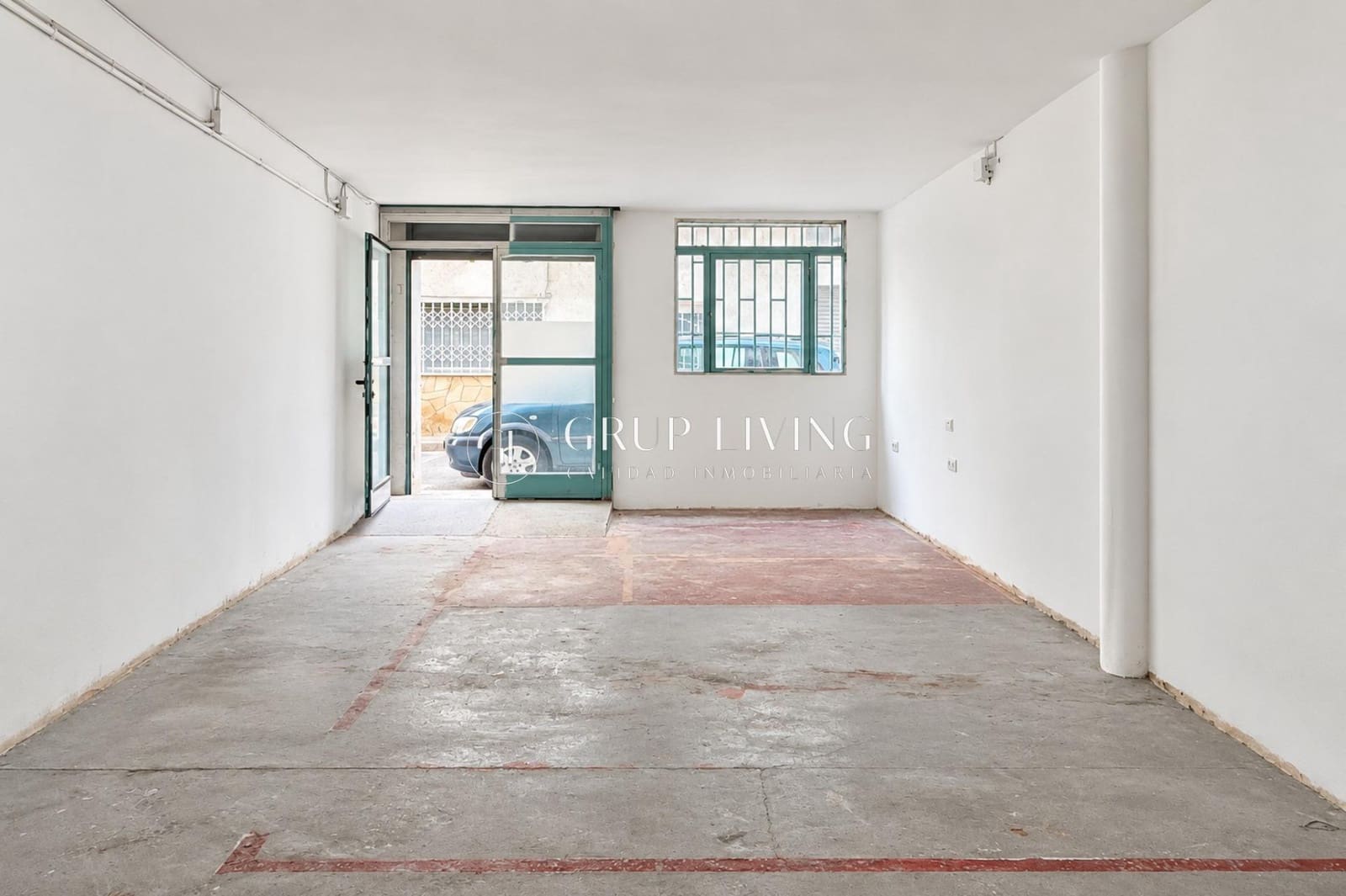 Commercial for rent in Sitges - € 700 (Ref: 10161601)