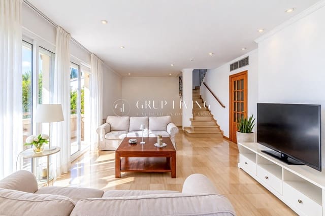 5 sypialnia Mieszkanie na sprzedaż w Sitges z basenem garażem - 1 250 000 € (Ref: 10165167)