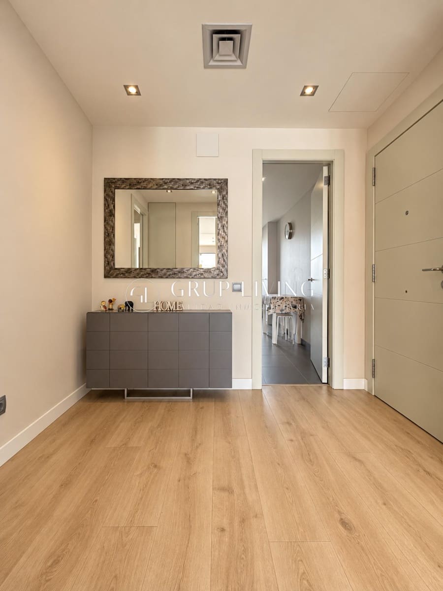 3 bedroom Flat for sale in Sitges with pool garage - € 780,000 (Ref: 10183033)
