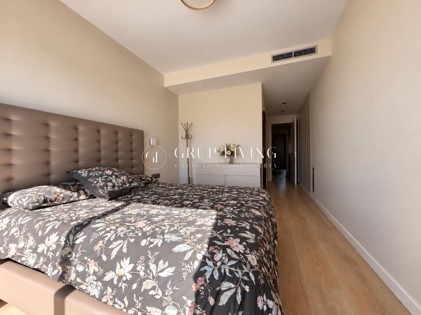 3 bedroom Flat for sale in Sitges with pool garage - € 780,000 (Ref: 10183033)