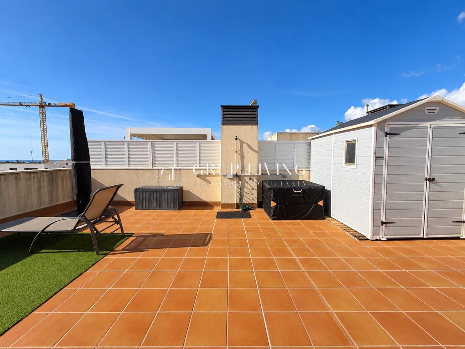 3 bedroom Flat for sale in Sitges with pool garage - € 780,000 (Ref: 10183033)