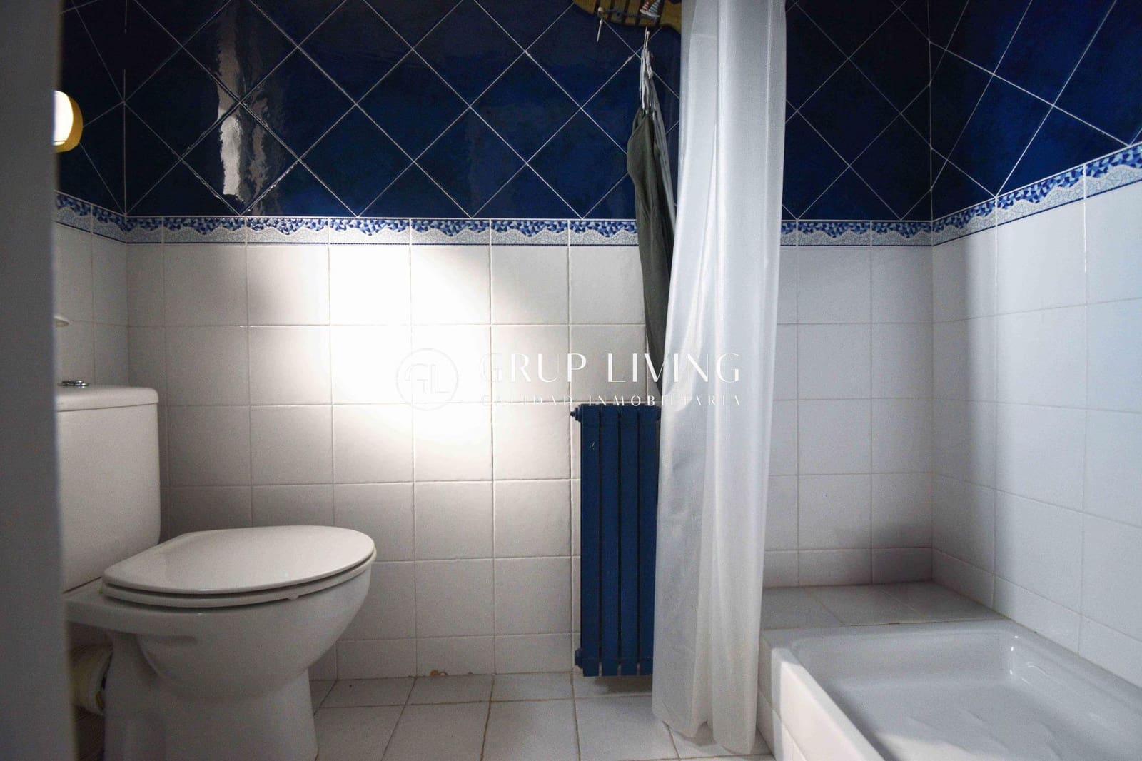 3 bedroom Flat for rent in Sitges with pool - € 1,304 (Ref: 2156242)