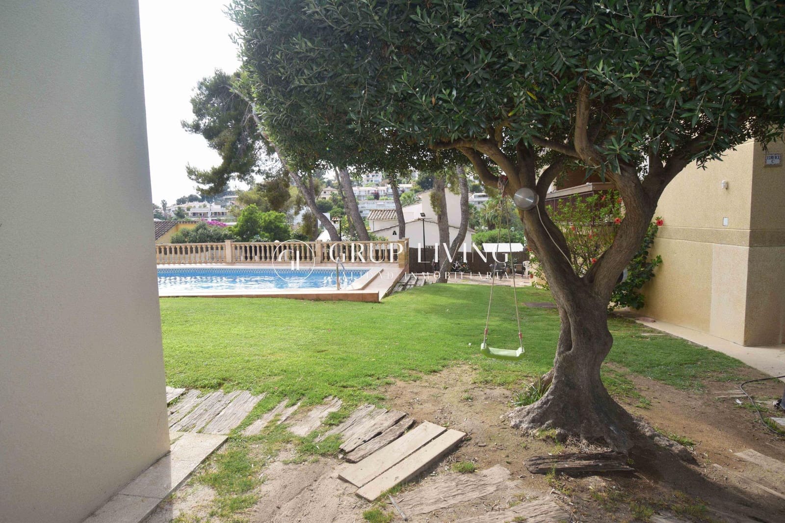 3 bedroom Flat for rent in Sitges with pool - € 1,304 (Ref: 2156242)