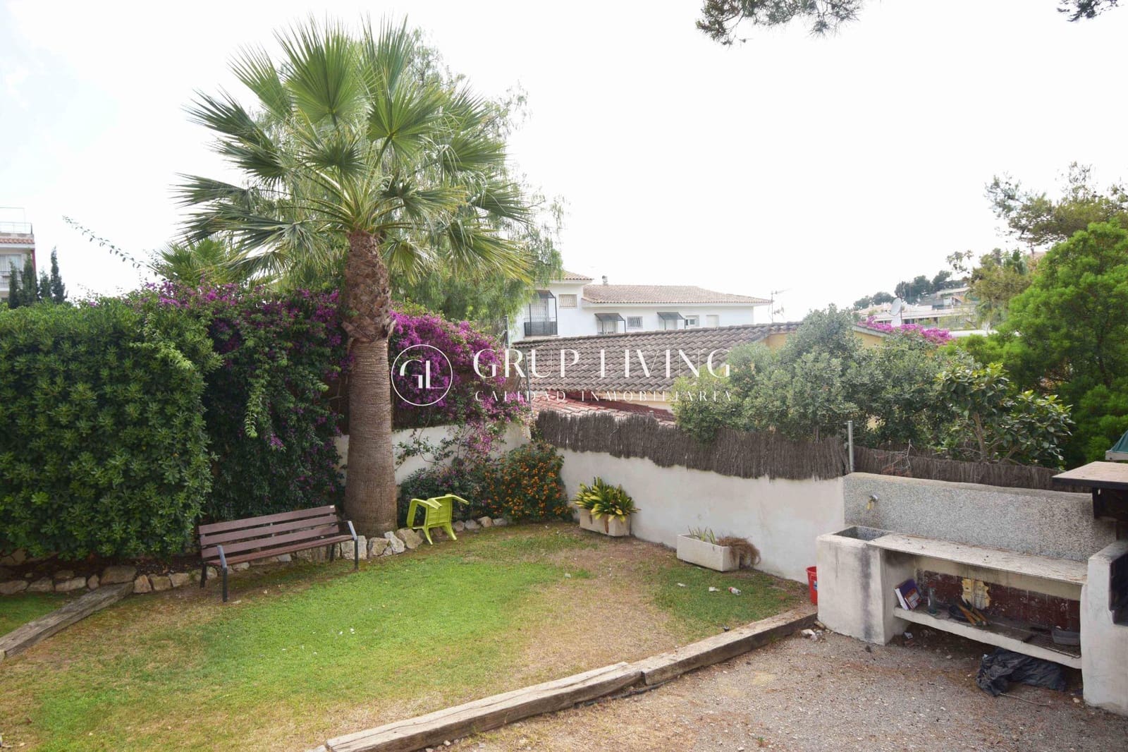 3 bedroom Flat for rent in Sitges with pool - € 1,304 (Ref: 2156242)