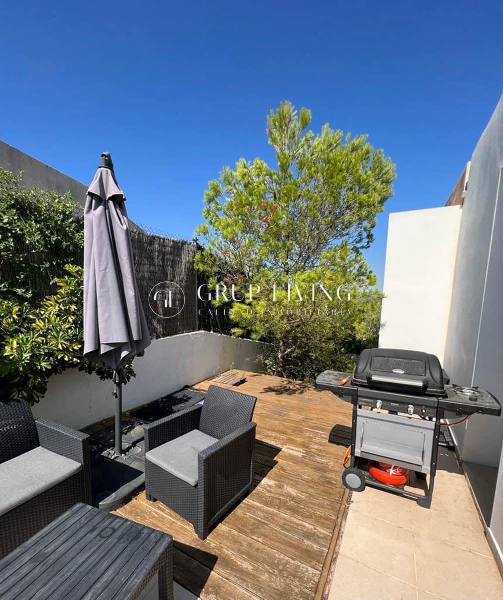 5 bedroom Villa for sale in Sitges with pool - € 899,000 (Ref: 2171489)