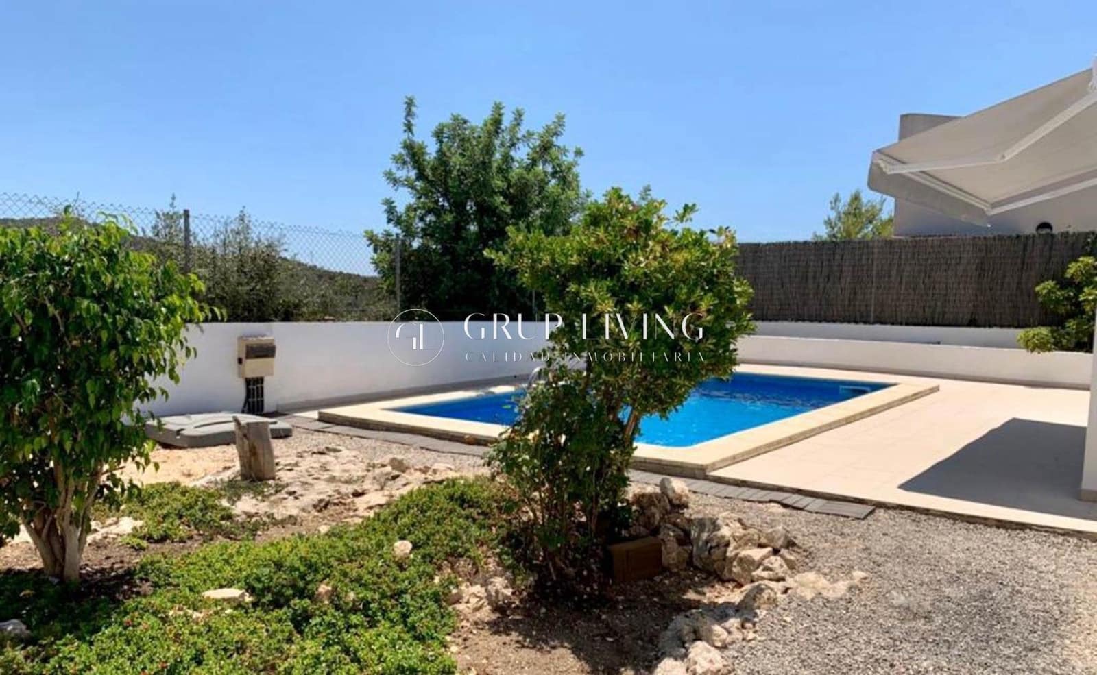 5 bedroom Villa for sale in Sitges with pool - € 899,000 (Ref: 2171489)