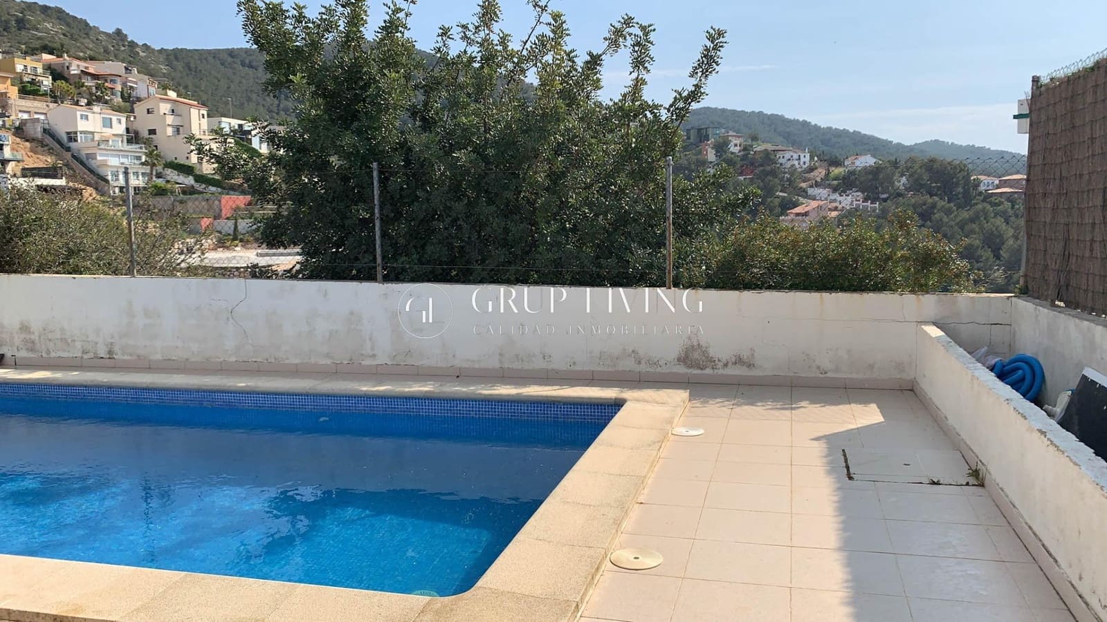 5 bedroom Villa for sale in Sitges with pool - € 899,000 (Ref: 2171489)