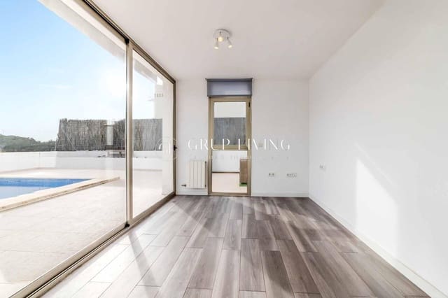 5 soveværelse Villa til salg i Sitges med swimmingpool - € 899.000 (Ref: 2171489)