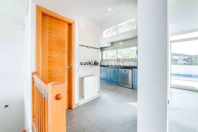 5 chambre Villa/Maison à vendre à Sitges avec piscine - 899 000 € (Ref: 2171489)