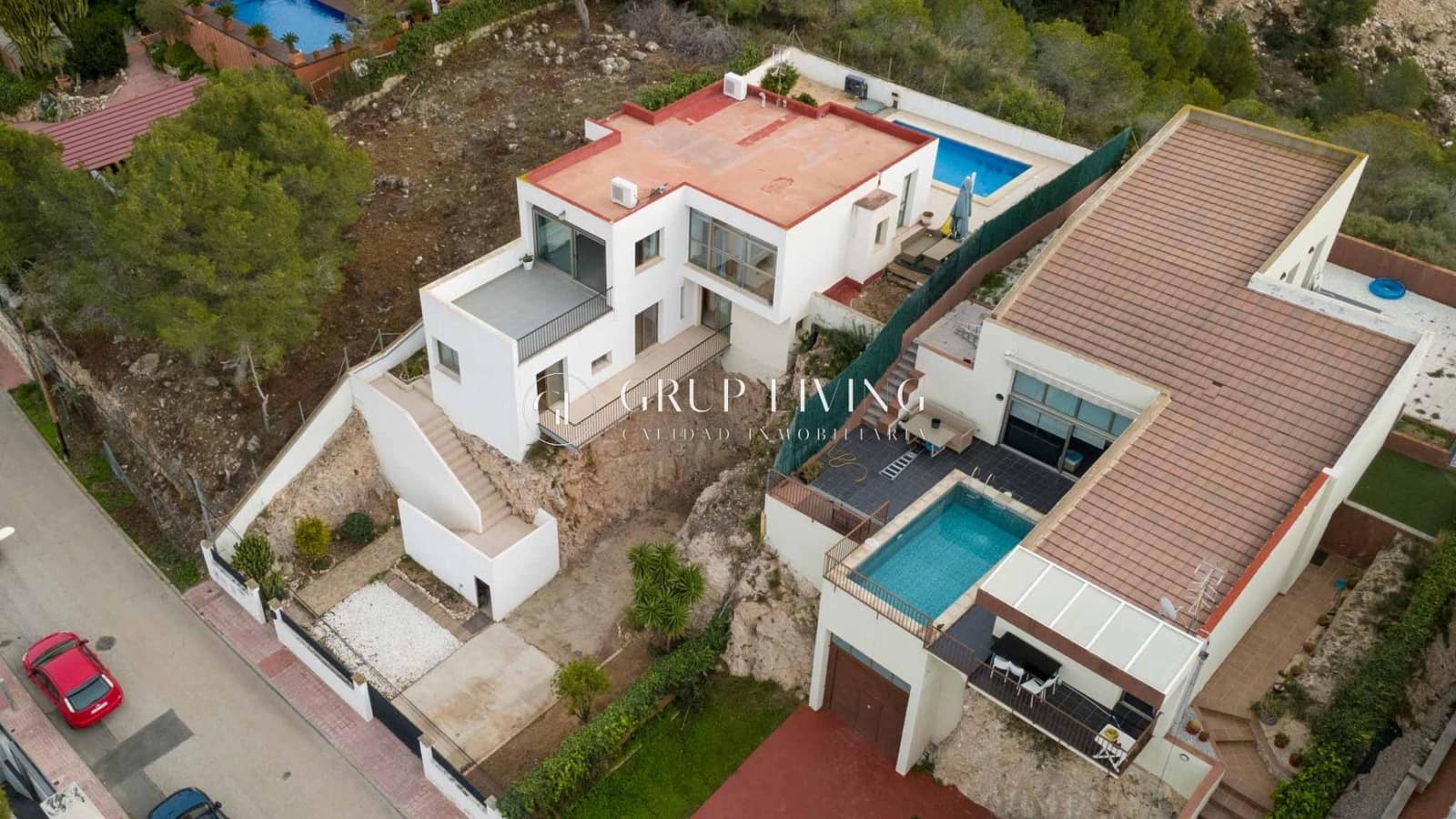 5 bedroom Villa for sale in Sitges with pool - € 899,000 (Ref: 2171489)