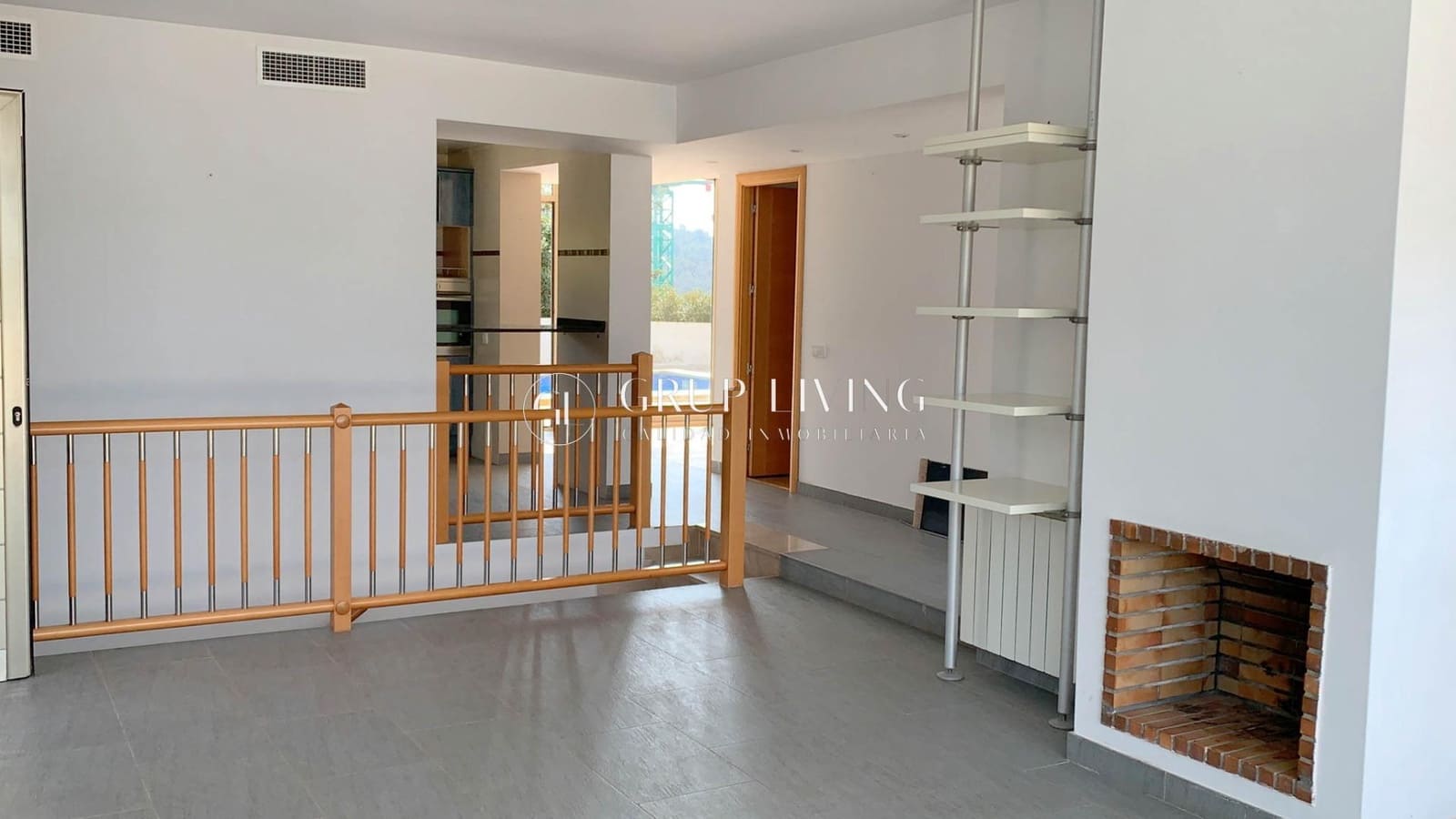 Villa/Maison de 5 chambres à louer à Sitges avec piscine garage - 3 500 € (Ref: 2171490)