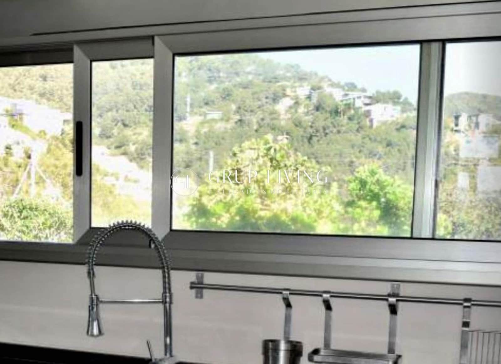 Villa/Maison de 5 chambres à louer à Sitges avec piscine garage - 3 500 € (Ref: 2171490)