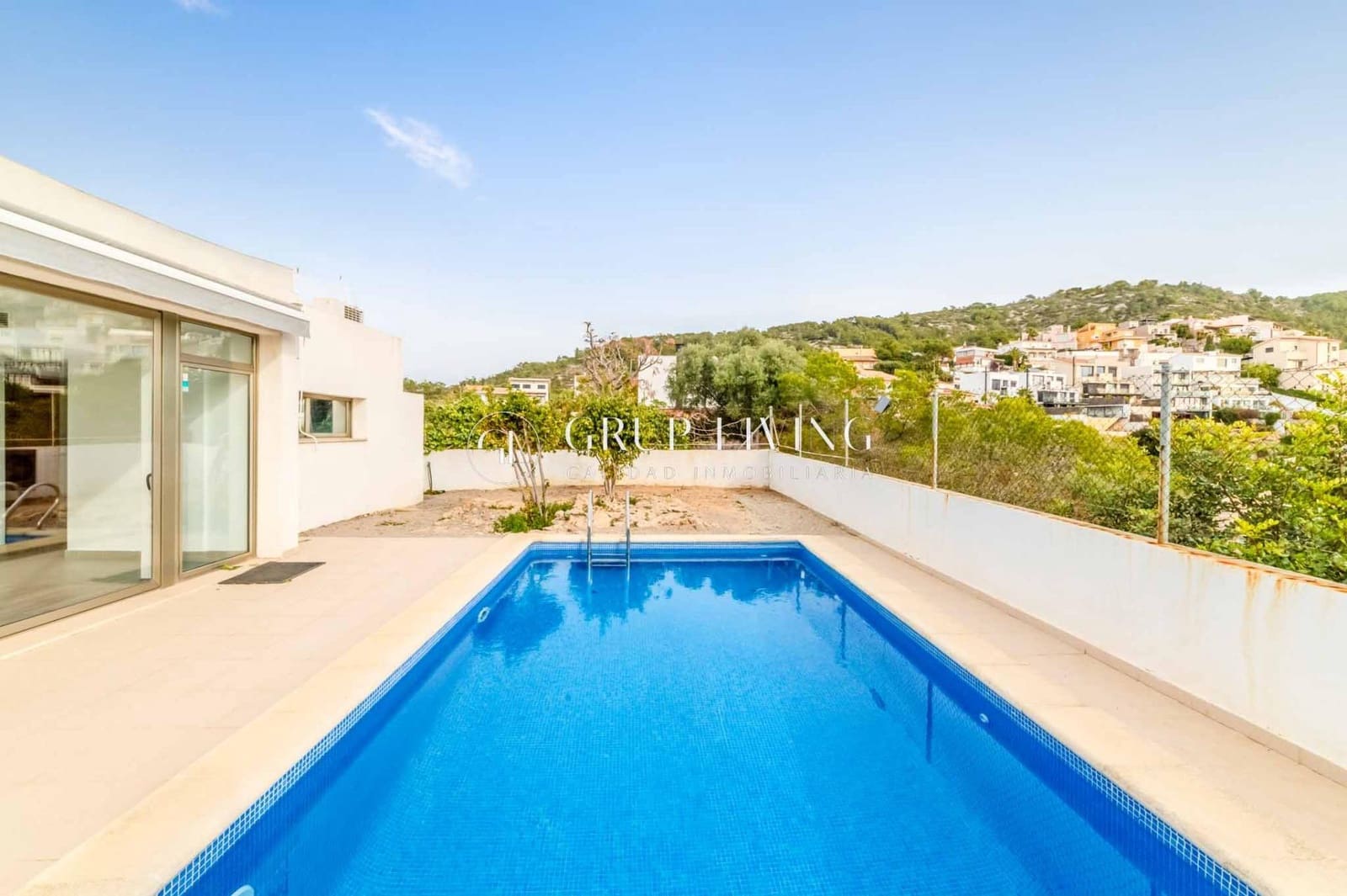 5 makuuhuone Huvila vuokrattavana paikassa Sitges mukana uima-altaan 
autotalli - 3 500 € (Ref: 2171490)