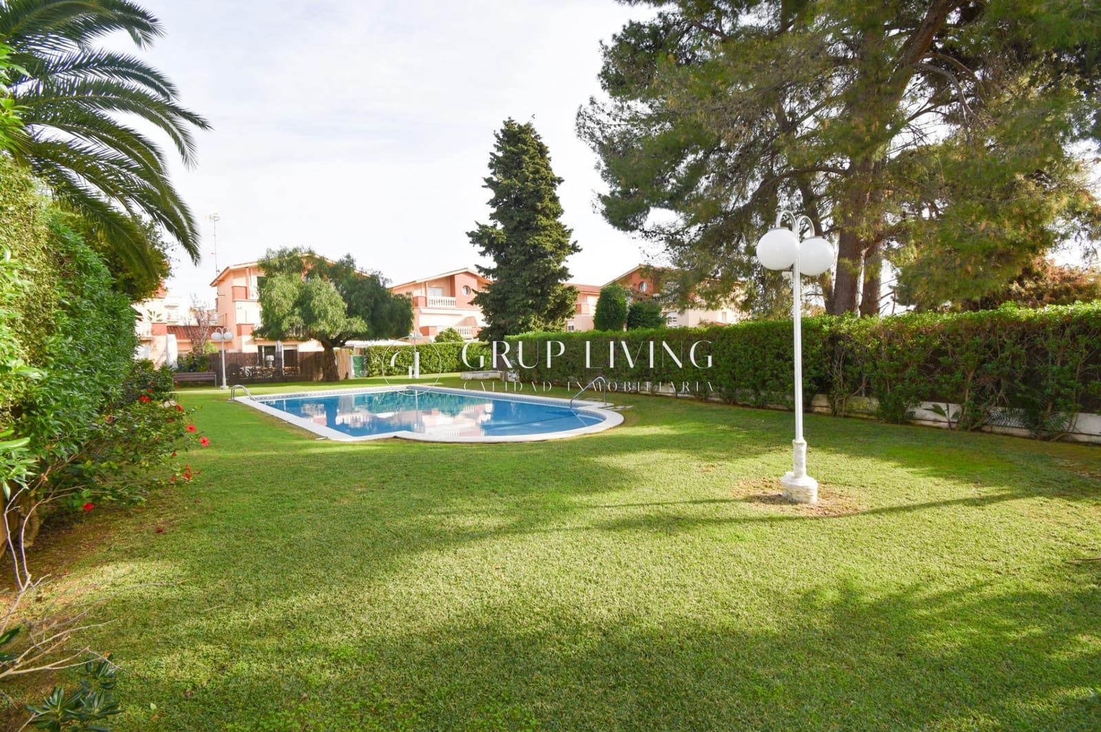 Casa de 5 habitaciones en Sitges en alquiler con piscina garaje - 3.300 € (Ref: 2199322)