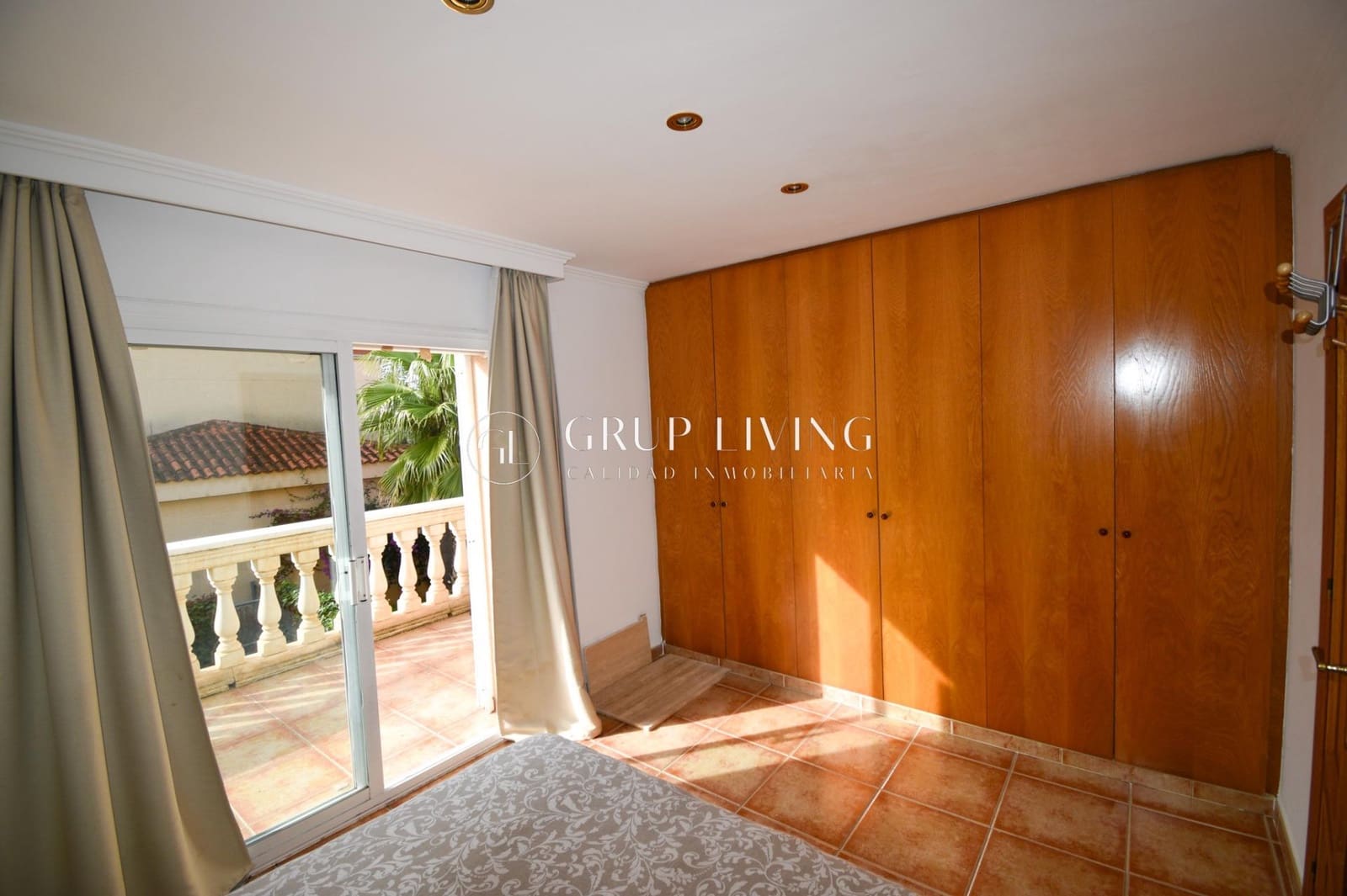 Casa de 5 habitaciones en Sitges en alquiler con piscina garaje - 3.300 € (Ref: 2199322)