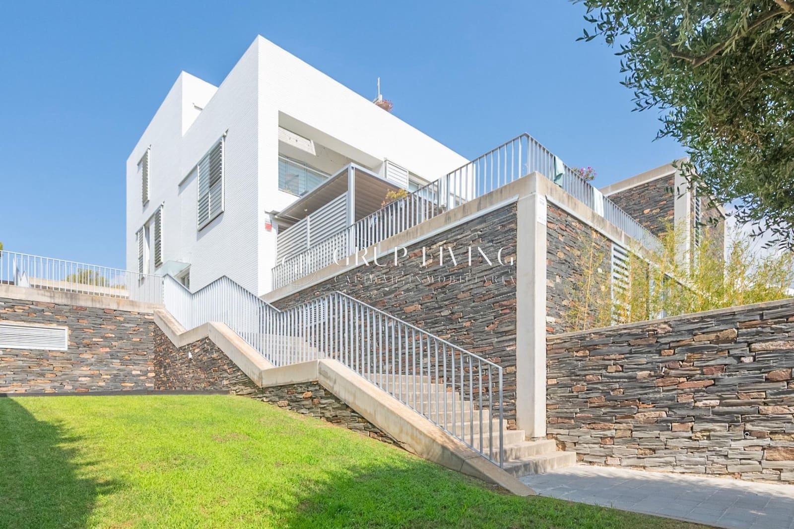 3 soverom Leilighet til salgs i Sant Pere de Ribes med svømmebasseng garasje - € 640 000 (Ref: 2353500)