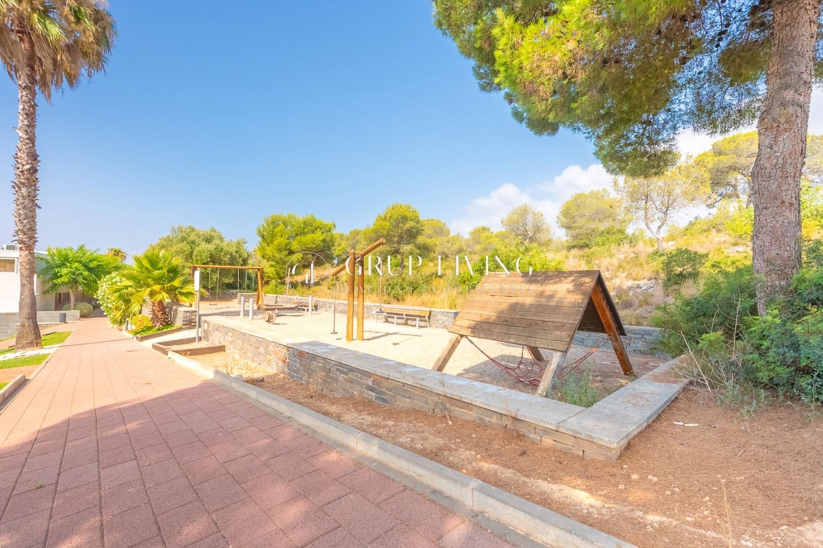 3 soverom Leilighet til salgs i Sant Pere de Ribes med svømmebasseng garasje - € 640 000 (Ref: 2353500)