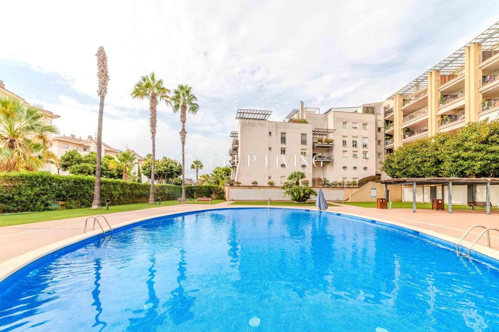 3 soveværelse Lejlighed til salg i Sitges med swimmingpool garage - € 645.000 (Ref: 2628952)