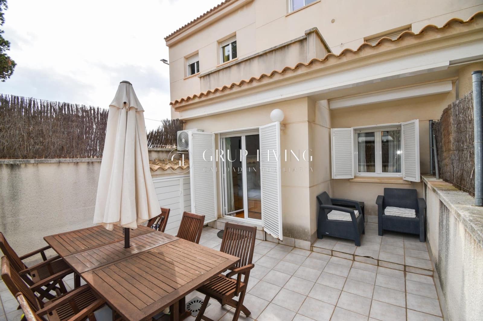 4 sovrum Lägenhet till salu i Sitges med pool garage - 625 000 € (Ref: 2678927)