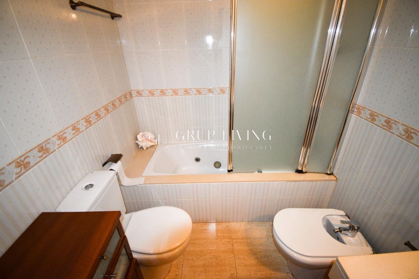 Piso de 4 habitaciones en Sitges en venta con piscina garaje - 550.000 € (Ref: 2678927)