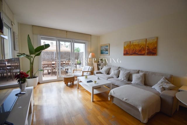 Piso de 4 habitaciones en Sitges en venta con piscina garaje - 550.000 € (Ref: 2678927)