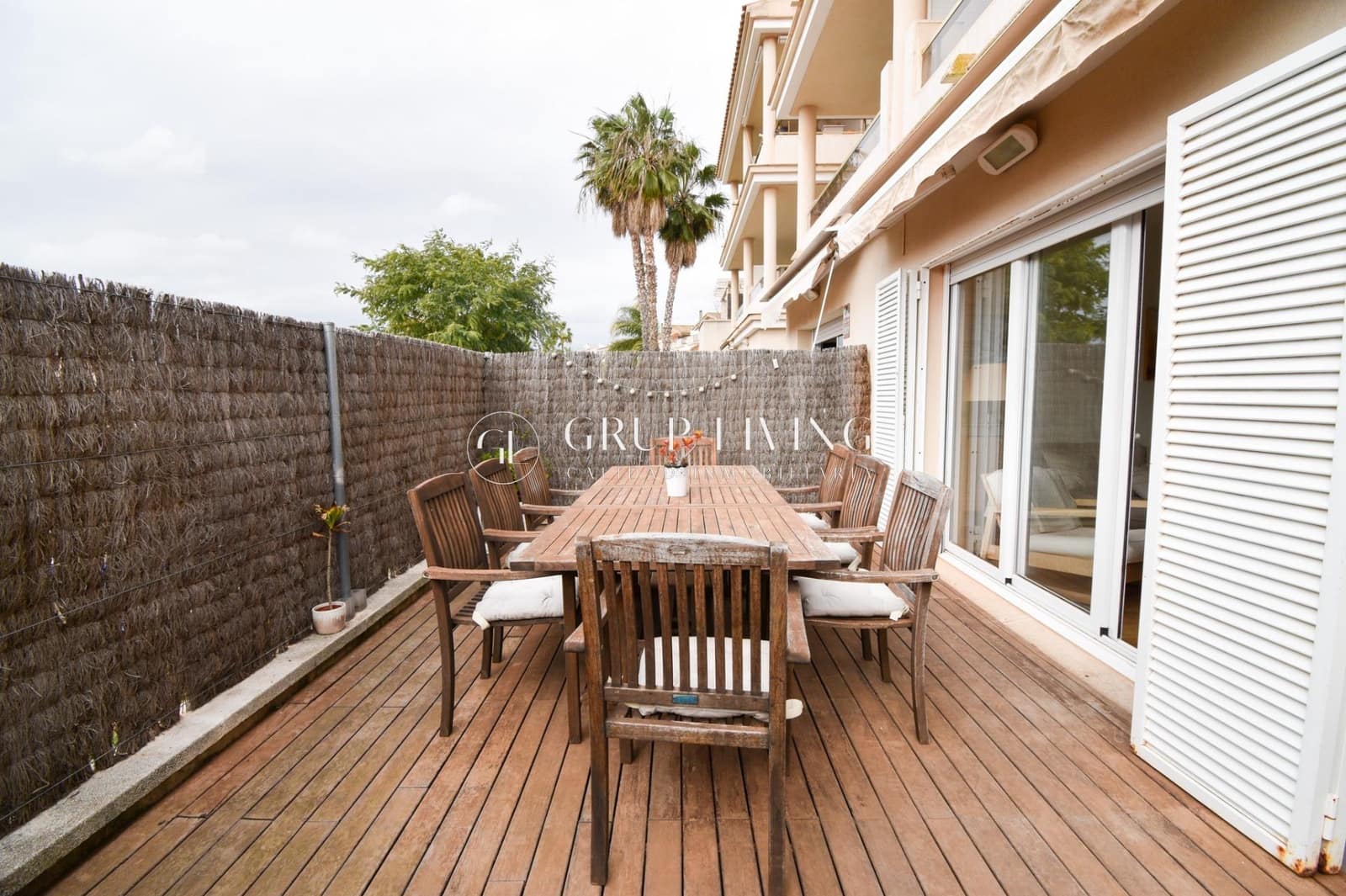 Piso de 4 habitaciones en Sitges en venta con piscina garaje - 550.000 € (Ref: 2678927)