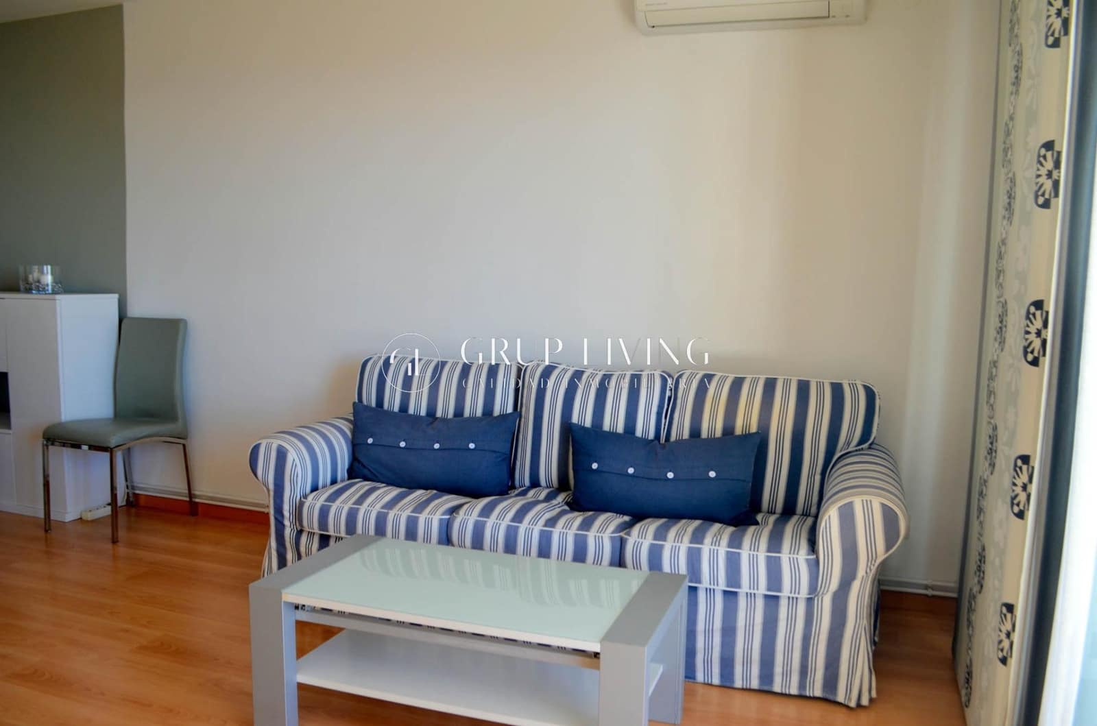 3 bedroom Flat for rent in Sitges with pool - € 1,588 (Ref: 3232459)