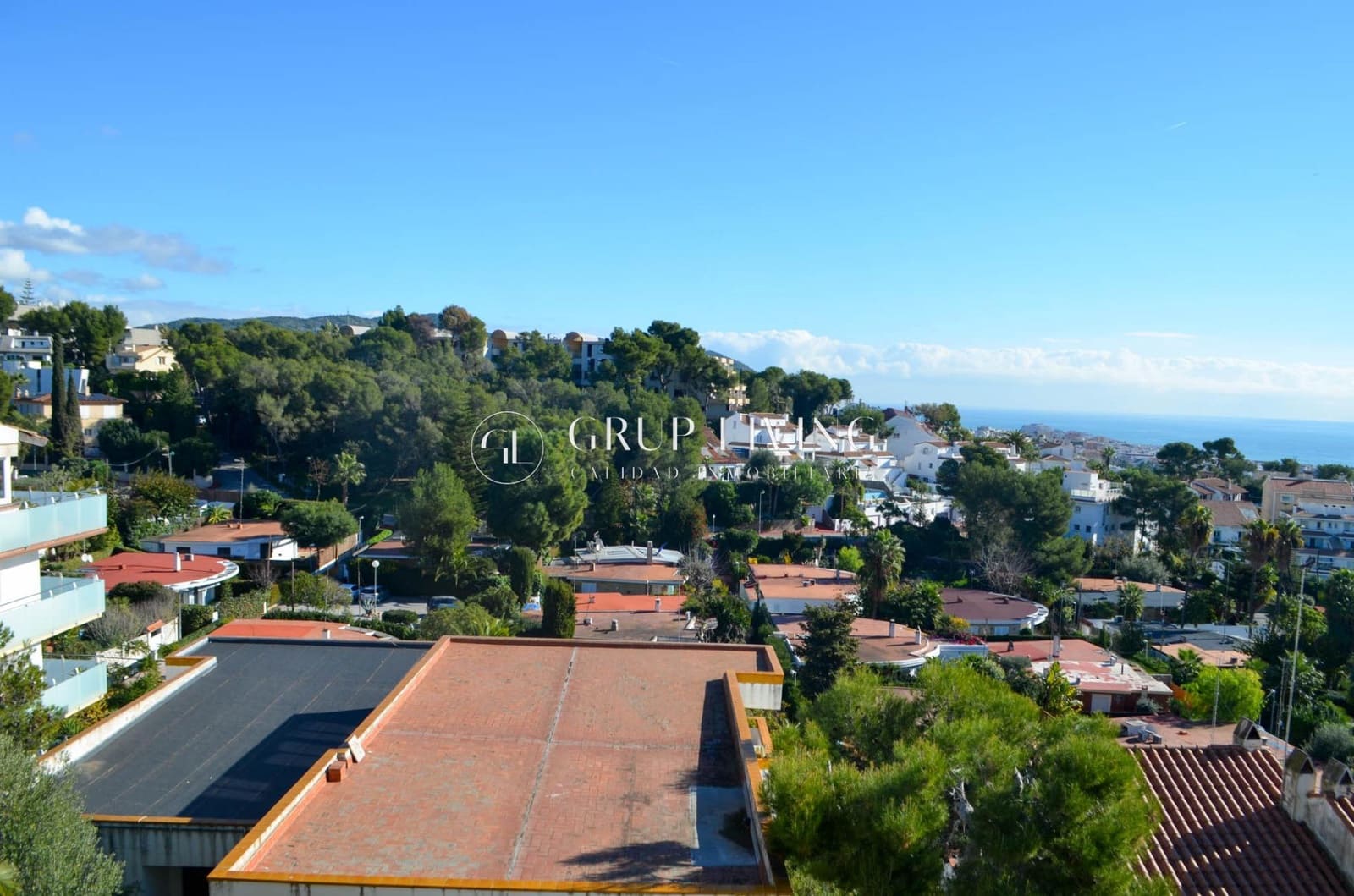 3 bedroom Flat for rent in Sitges with pool - € 1,588 (Ref: 3232459)