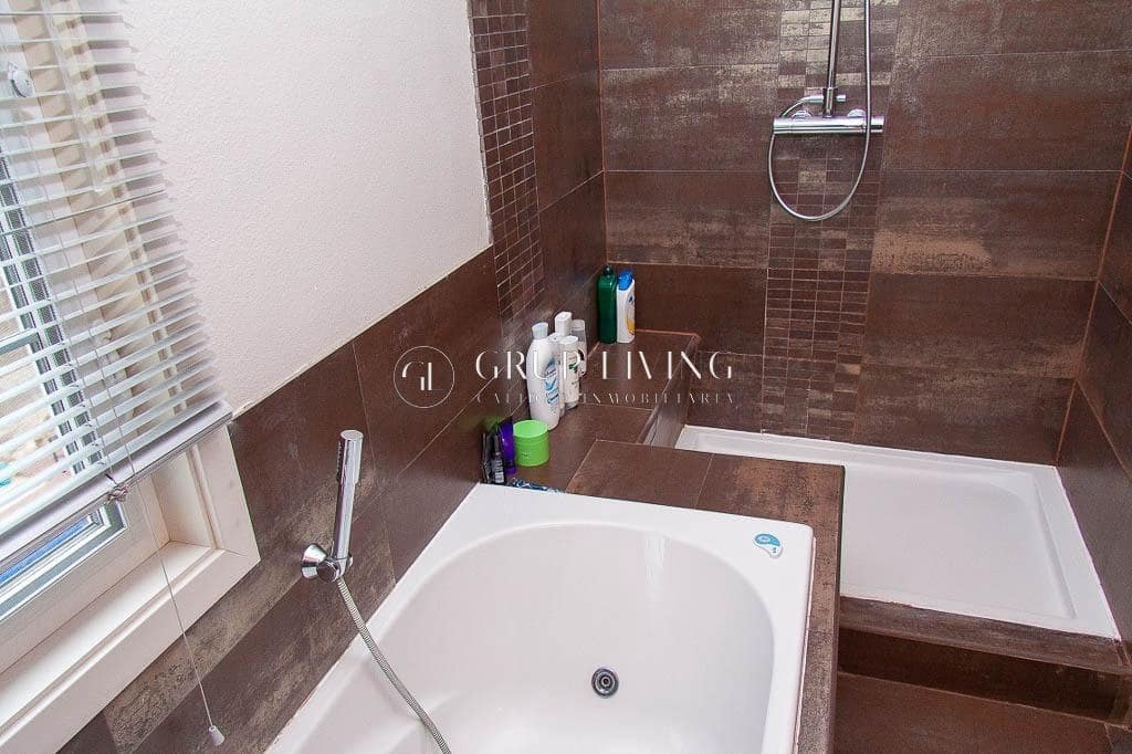 4 sypialnia Willa do wynajęcia w Olivella z basenem garażem - 3 400 € (Ref: 4328309)