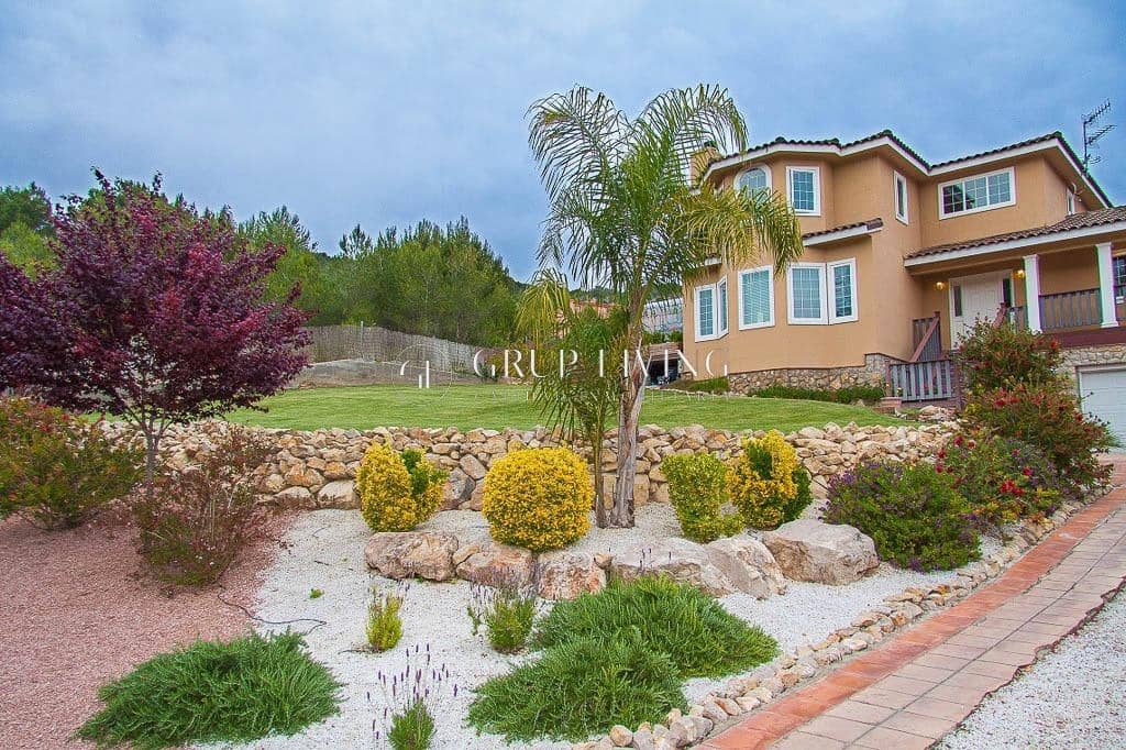 4 sypialnia Willa do wynajęcia w Olivella z basenem garażem - 3 400 € (Ref: 4328309)